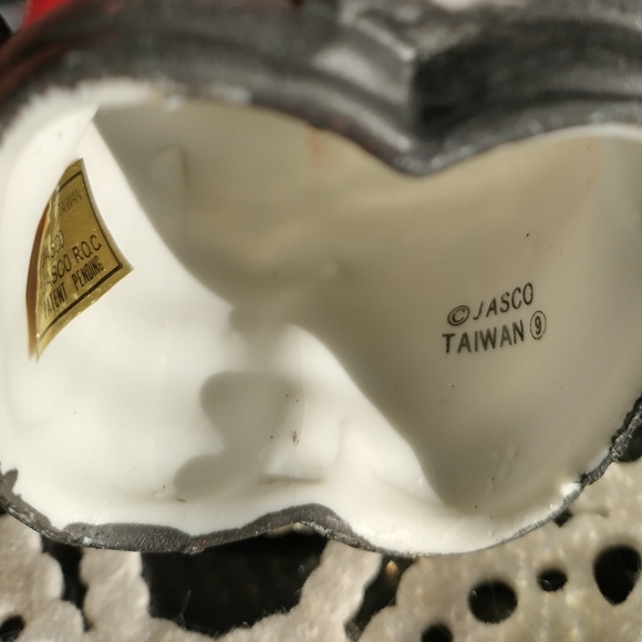 Vintage Christmas JASCO porcelain bells - Picture 3 of 4